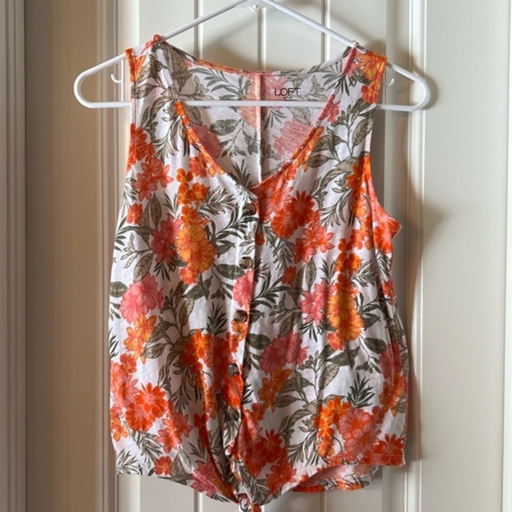Loft Outlet orange floral tie front v-neck sleeveless top. Size small petite